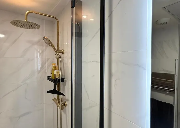 アパート T2 Sur Le Port De Plaisance De サリ・ソランザラ